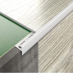 Profil k LVT panelom schodový CL 5 mm 1,35 m strieborný PARQUET MERCADO www.69x.sk